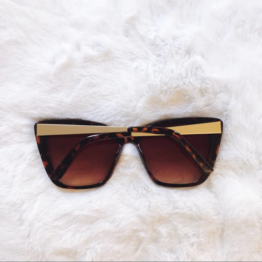 Hannah Tortoise Brown Oversized Cat Eye Sunglasses - Picture 12 of 12
